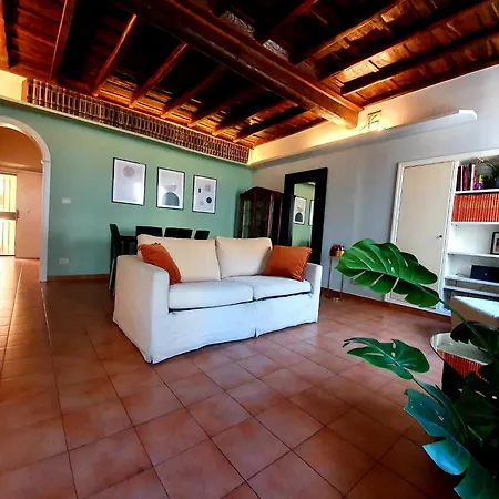 Laterano Apartment